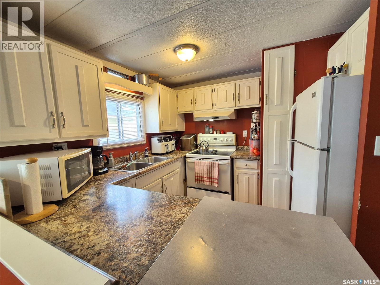 129 17Th Street Ne, Weyburn, SK