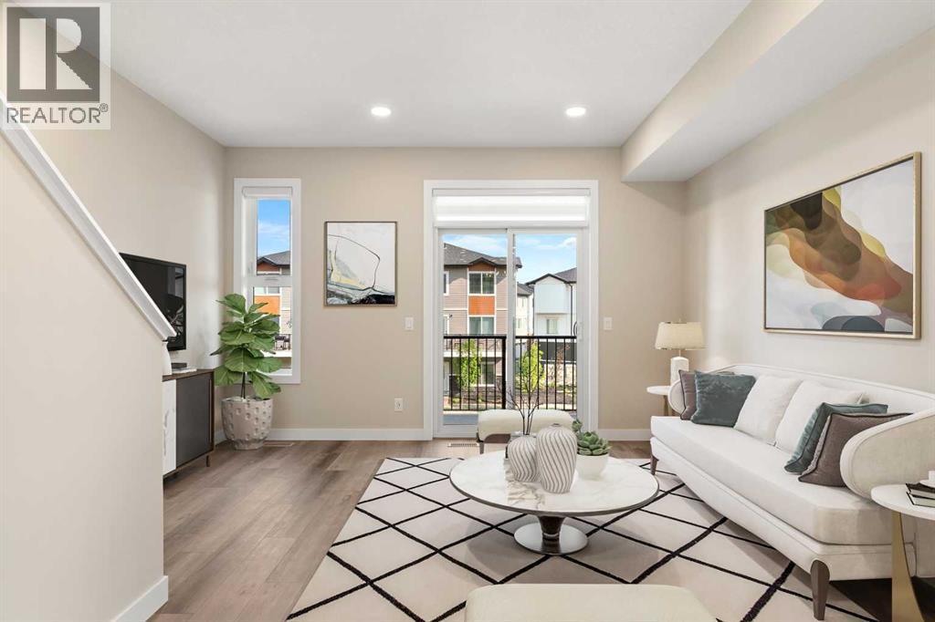 72, 285 Chelsea Court, Chestermere, AB - Indoor Photo Showing Living Room