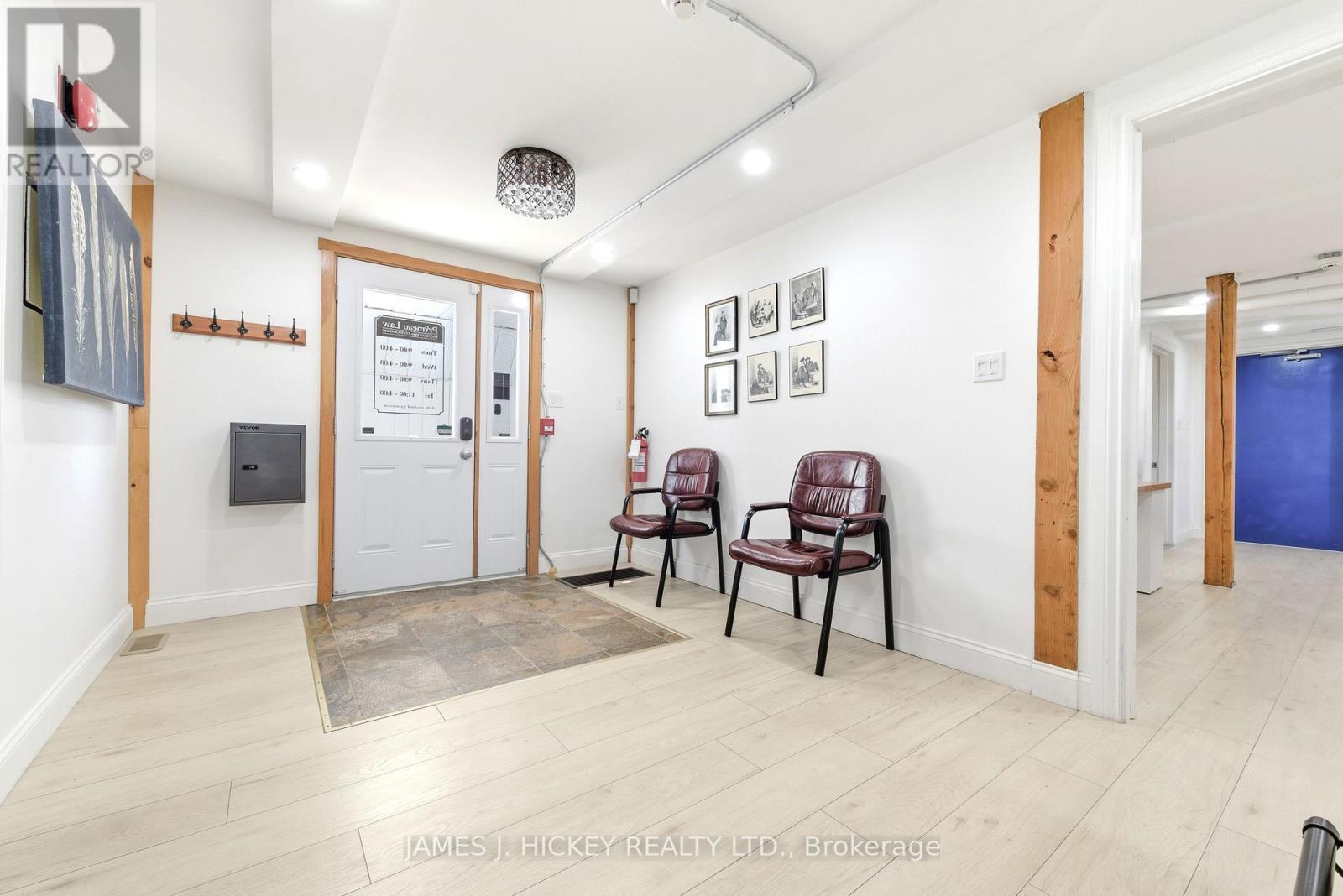 120 Deep River Road, Deep River, ON