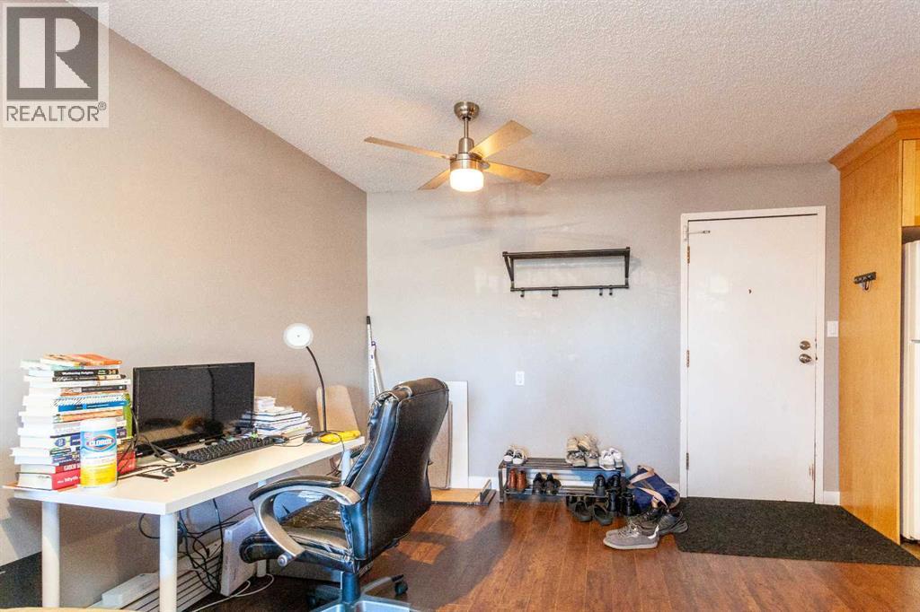 207B, 295 Columbia Boulevard W, Lethbridge, AB - Indoor Photo Showing Office