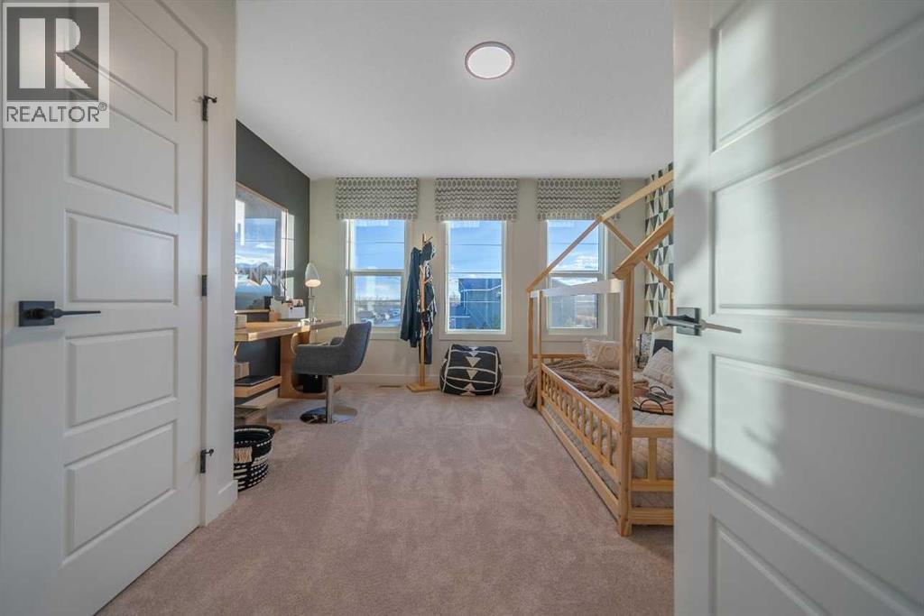 132 Southbow Village Way, Cochrane, AB - Indoor