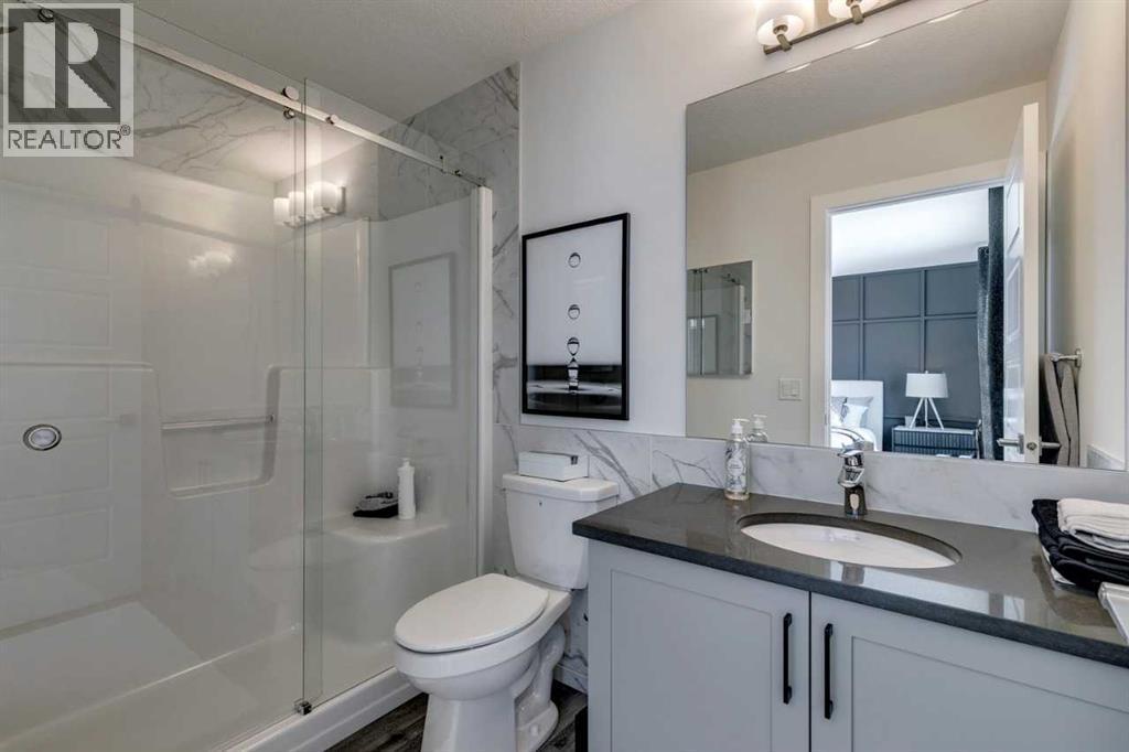 499 Lawthorn Way Se, Airdrie, AB - Indoor Photo Showing Bathroom