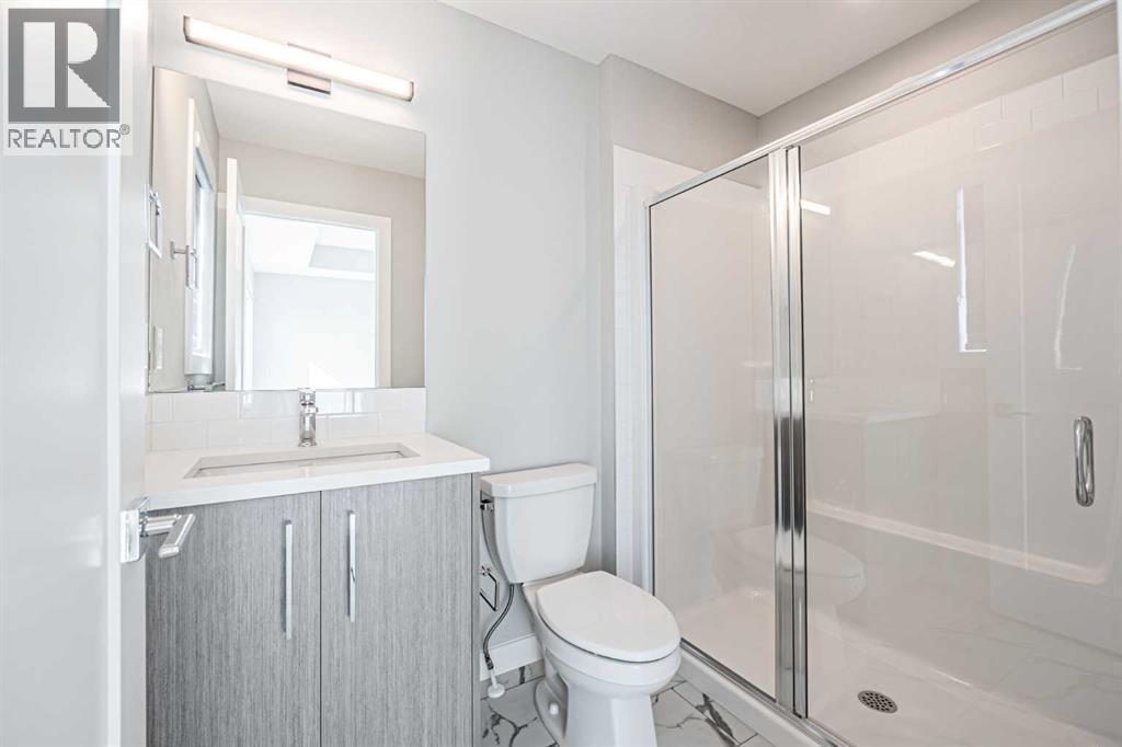 129 Dawson Wharf View, Chestermere, AB - Indoor Photo Showing Bathroom