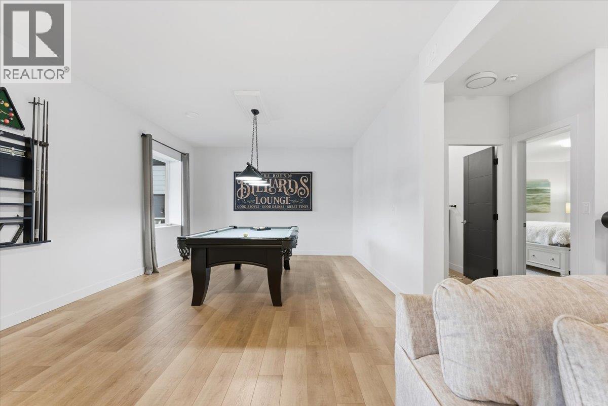 3410 Lakeshore Road Ne, Salmon Arm, BC - Indoor Photo Showing Other Room