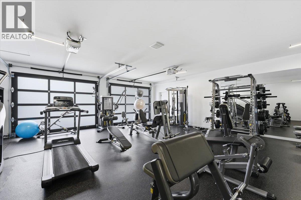 3410 Lakeshore Road Ne, Salmon Arm, BC - Indoor Photo Showing Gym Room