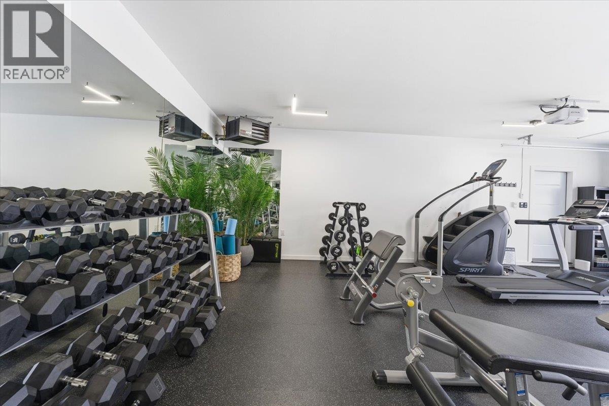 3410 Lakeshore Road Ne, Salmon Arm, BC - Indoor Photo Showing Gym Room