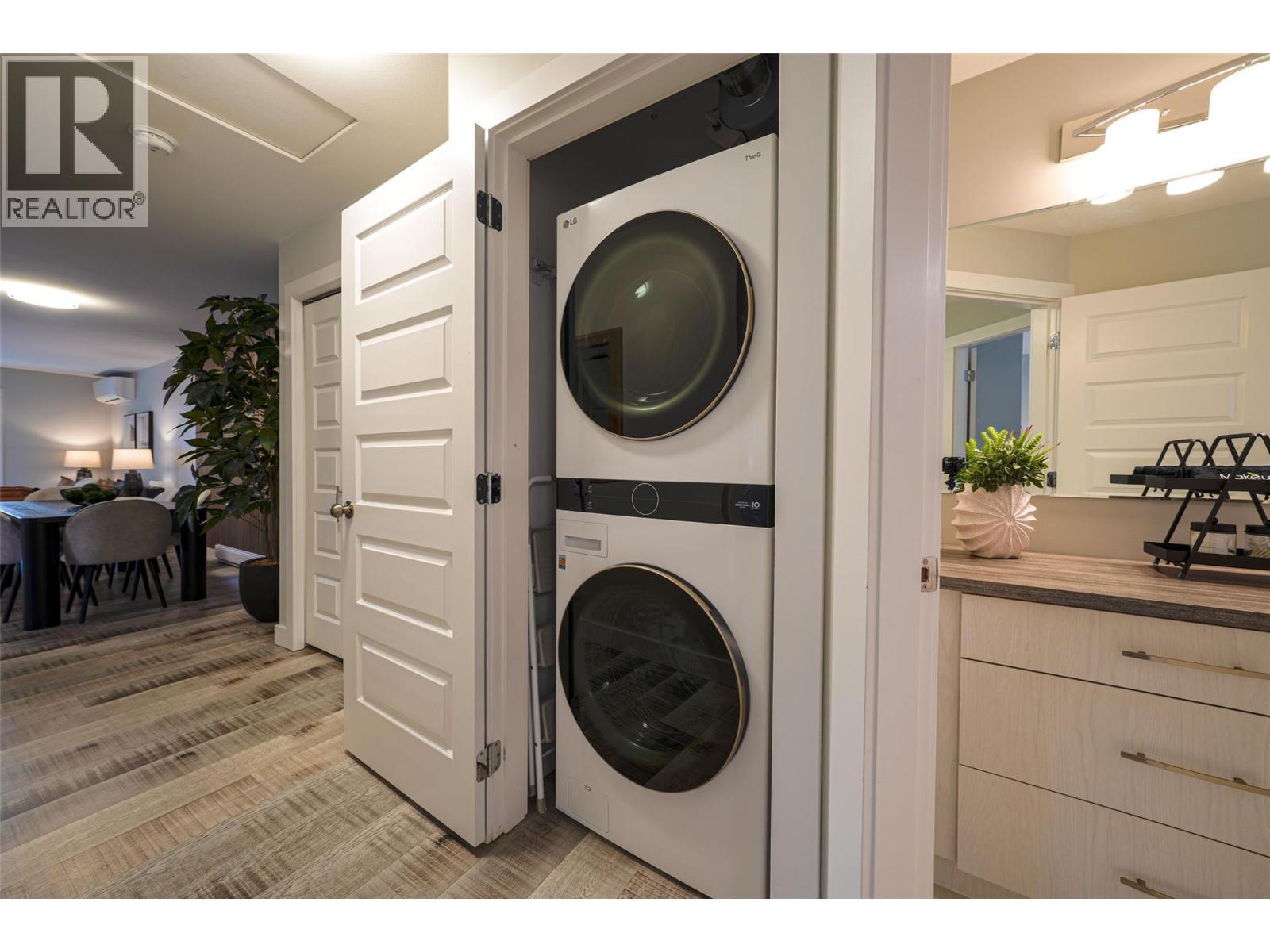 Suite - 3410 Lakeshore Road Ne, Salmon Arm, BC - Indoor Photo Showing Laundry Room