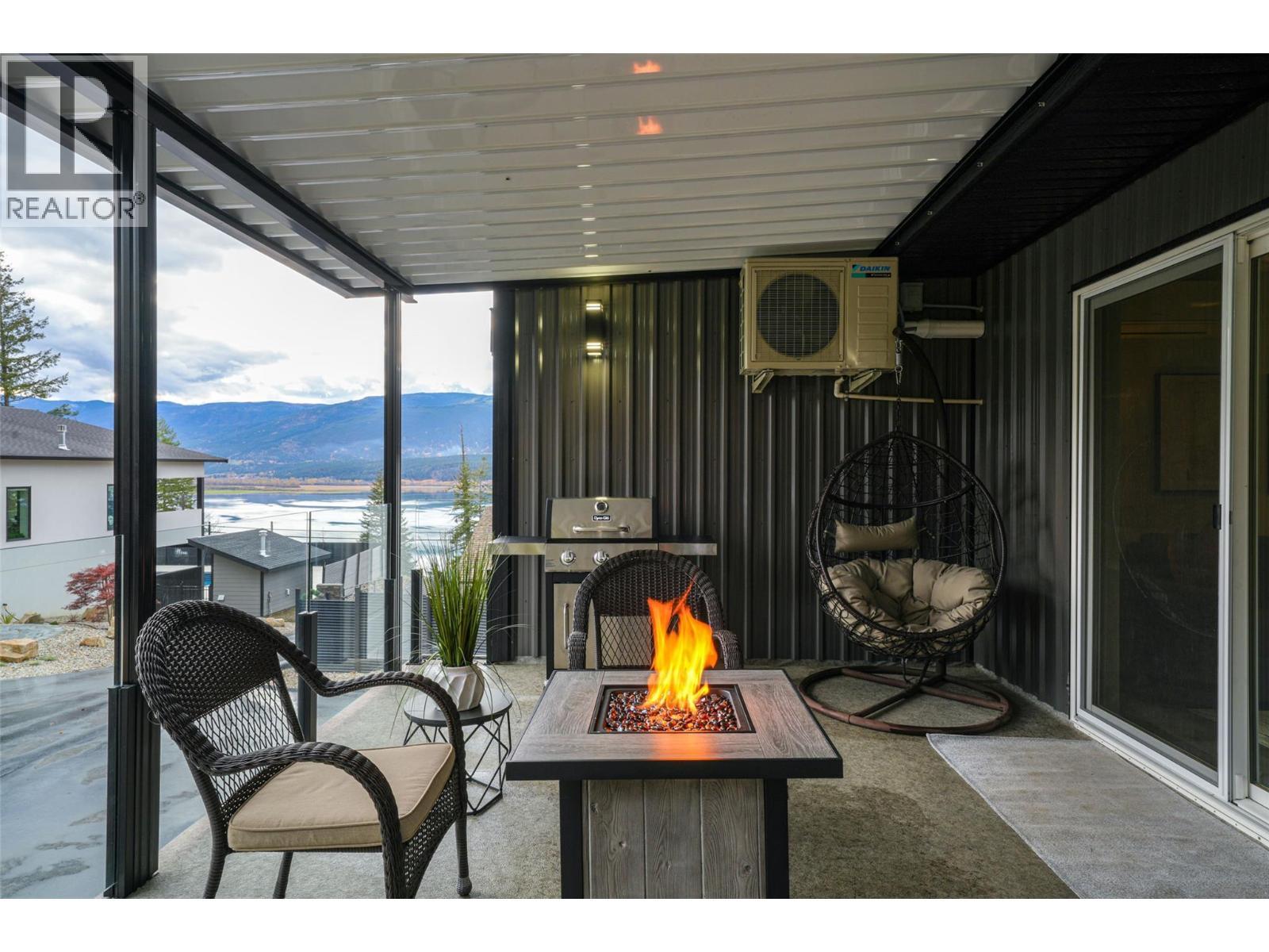 Suite - 3410 Lakeshore Road Ne, Salmon Arm, BC - Outdoor With Deck Patio Veranda With Exterior