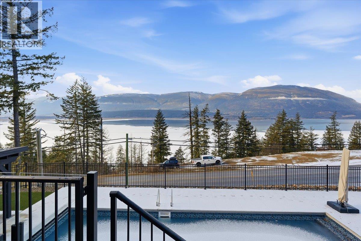 3410 Lakeshore Road Ne, Salmon Arm, BC - Outdoor With View