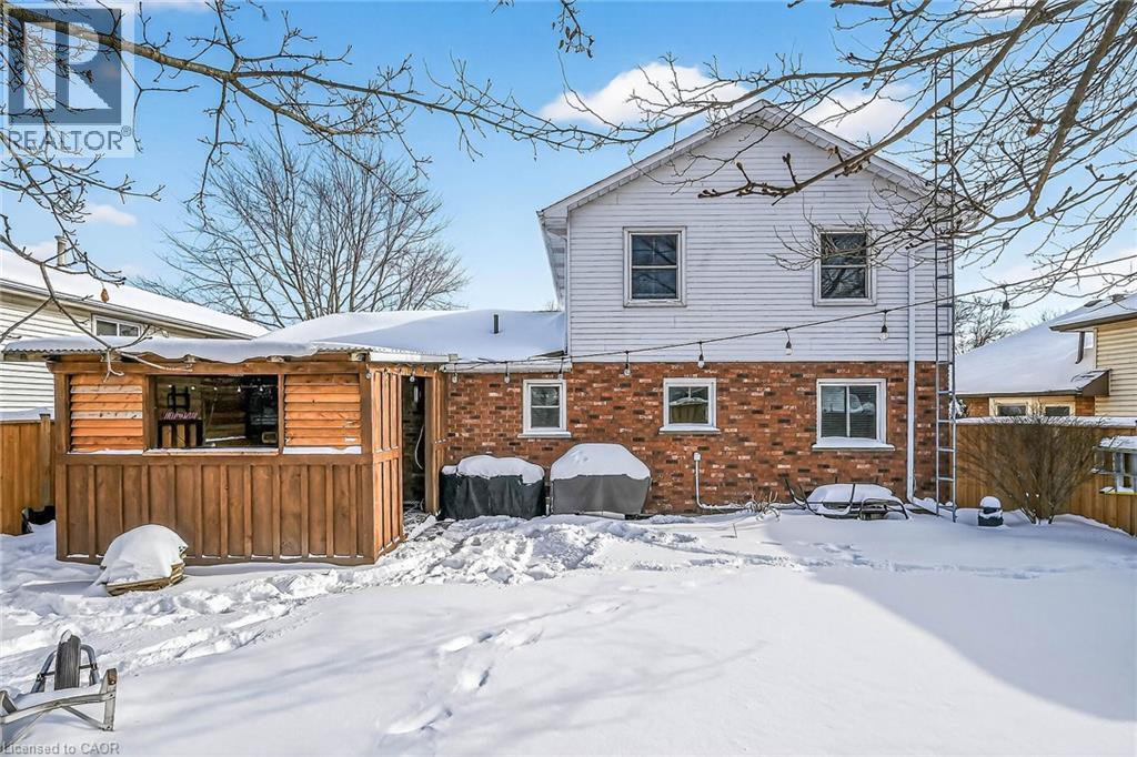 28 Buchanan Drive, Caledonia, ON - Outdoor