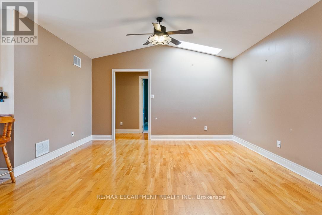 2510 Donnavale Drive, Mississauga, ON - Indoor Photo Showing Other Room
