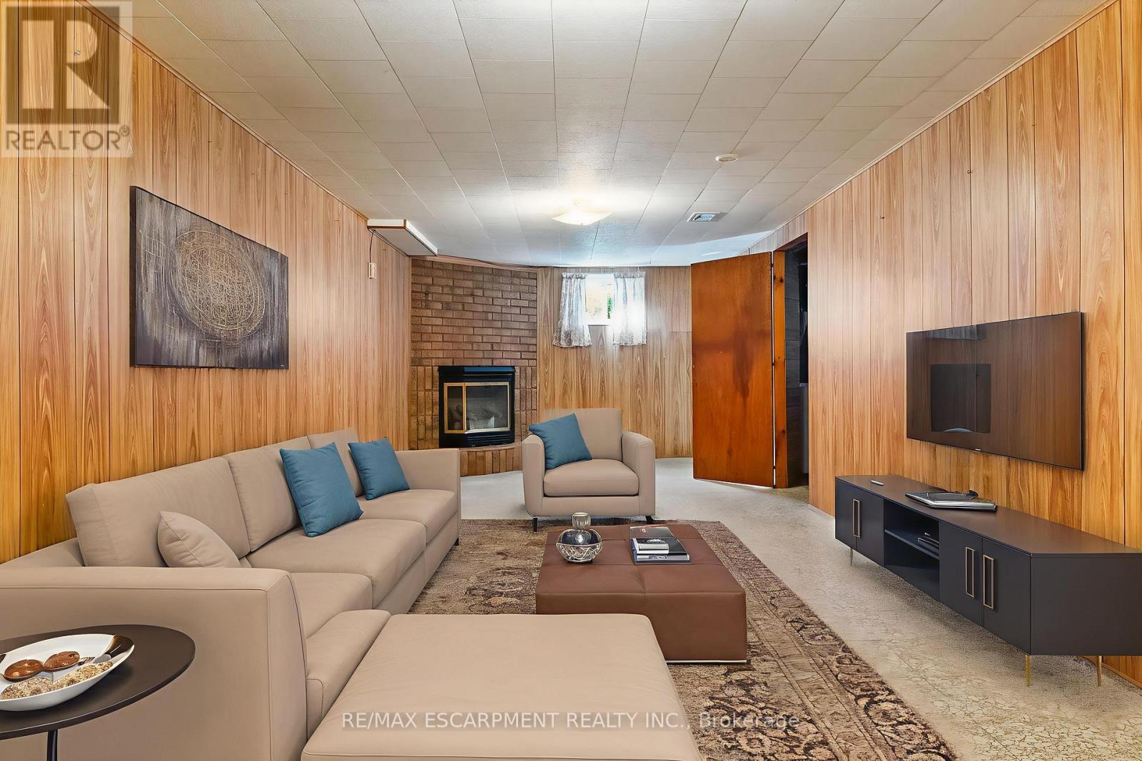 Virtually staged - 2510 Donnavale Drive, Mississauga, ON - Indoor Photo Showing Other Room With Fireplace