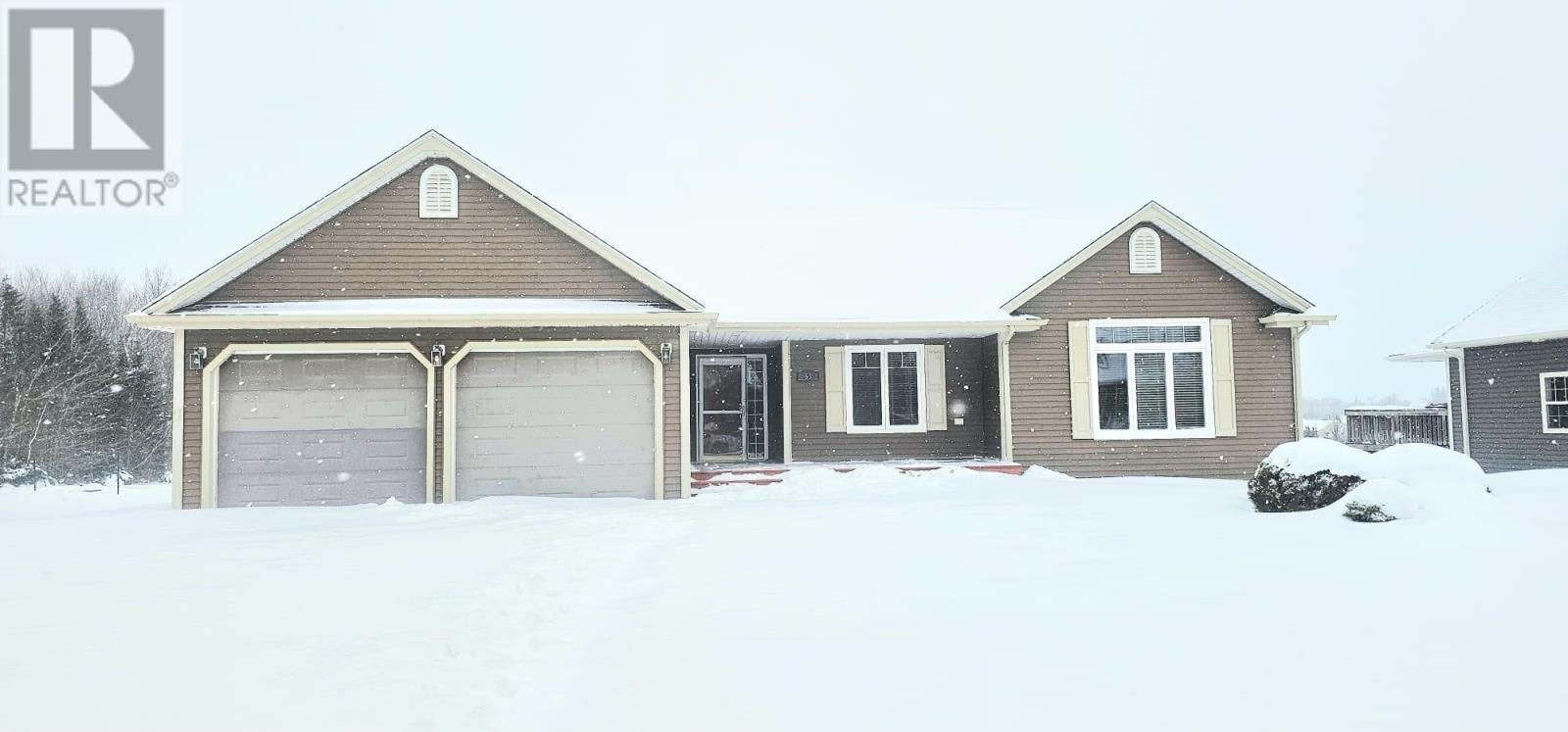 53 Bonavista Avenue, Stratford, PE - Outdoor With Facade