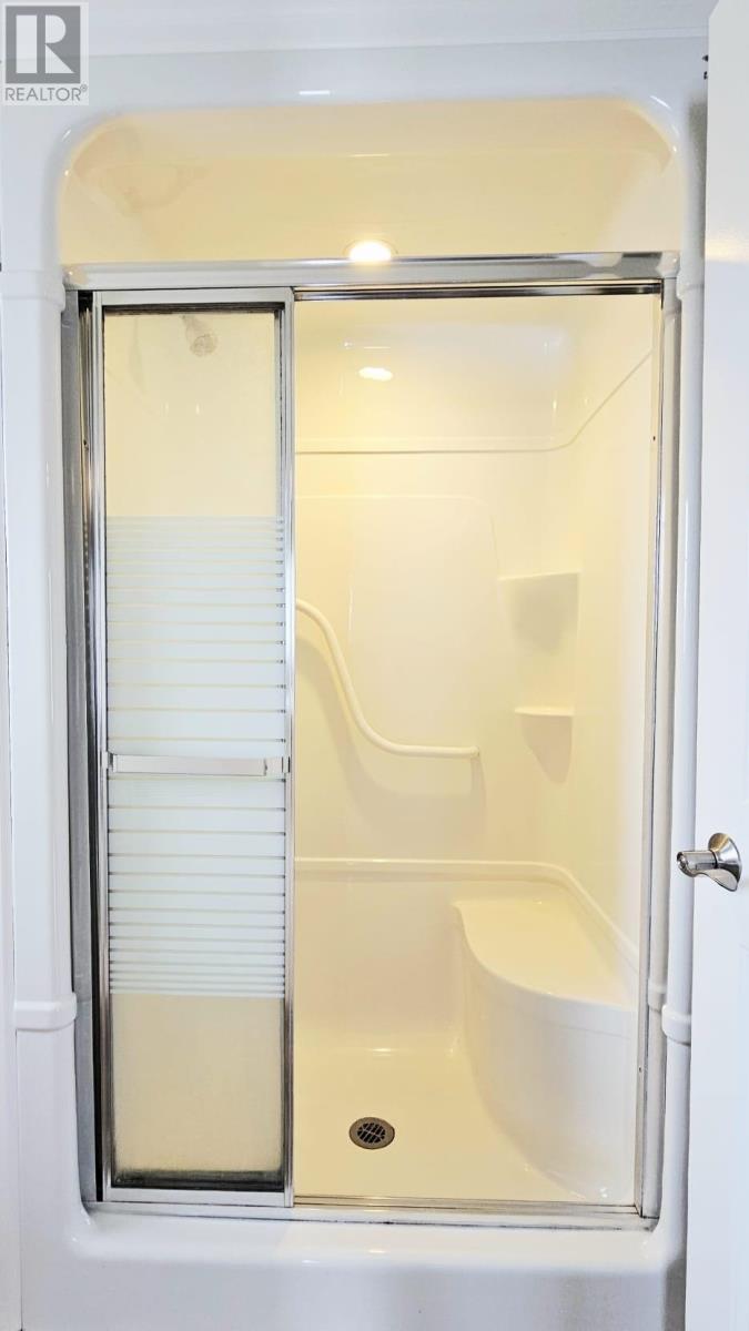 53 Bonavista Avenue, Stratford, PE - Indoor Photo Showing Bathroom