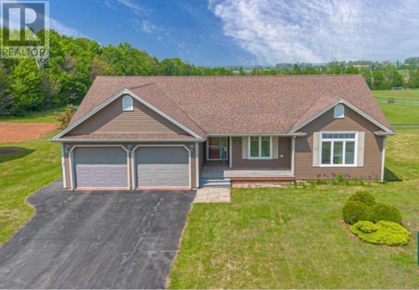 53 Bonavista Avenue, Stratford, PE - Outdoor