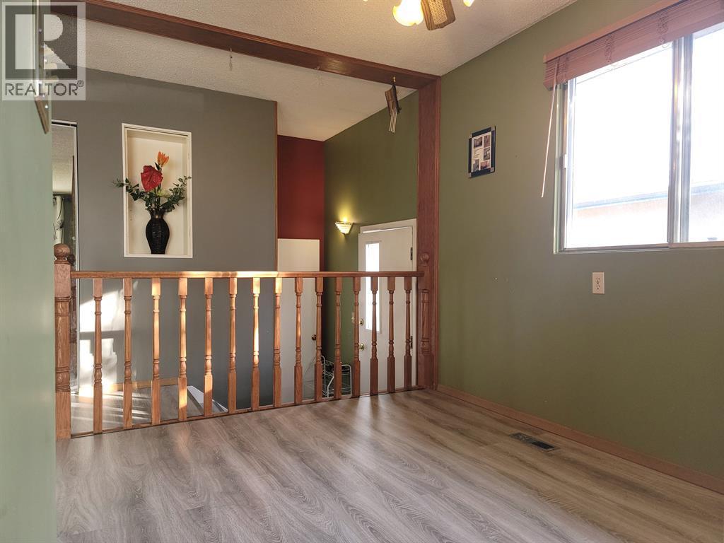 38 Wells Street, Red Deer, AB - Indoor Photo Showing Other Room
