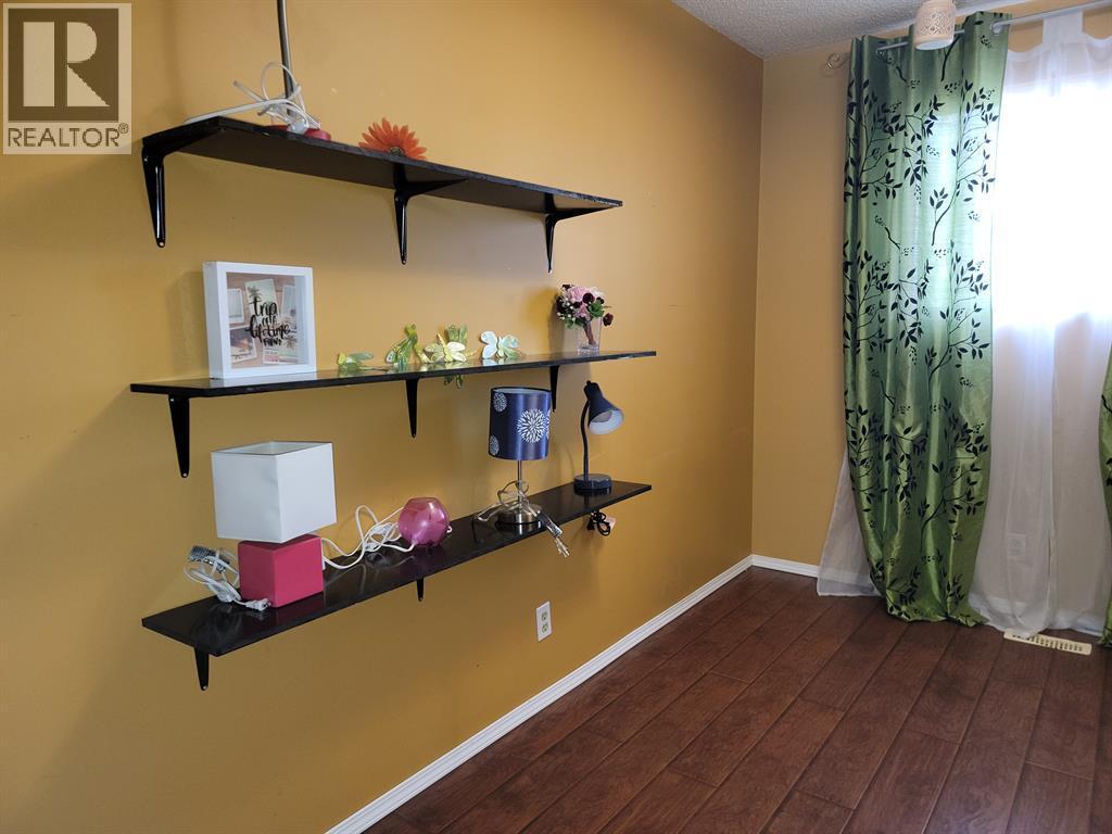 38 Wells Street, Red Deer, AB - Indoor Photo Showing Other Room