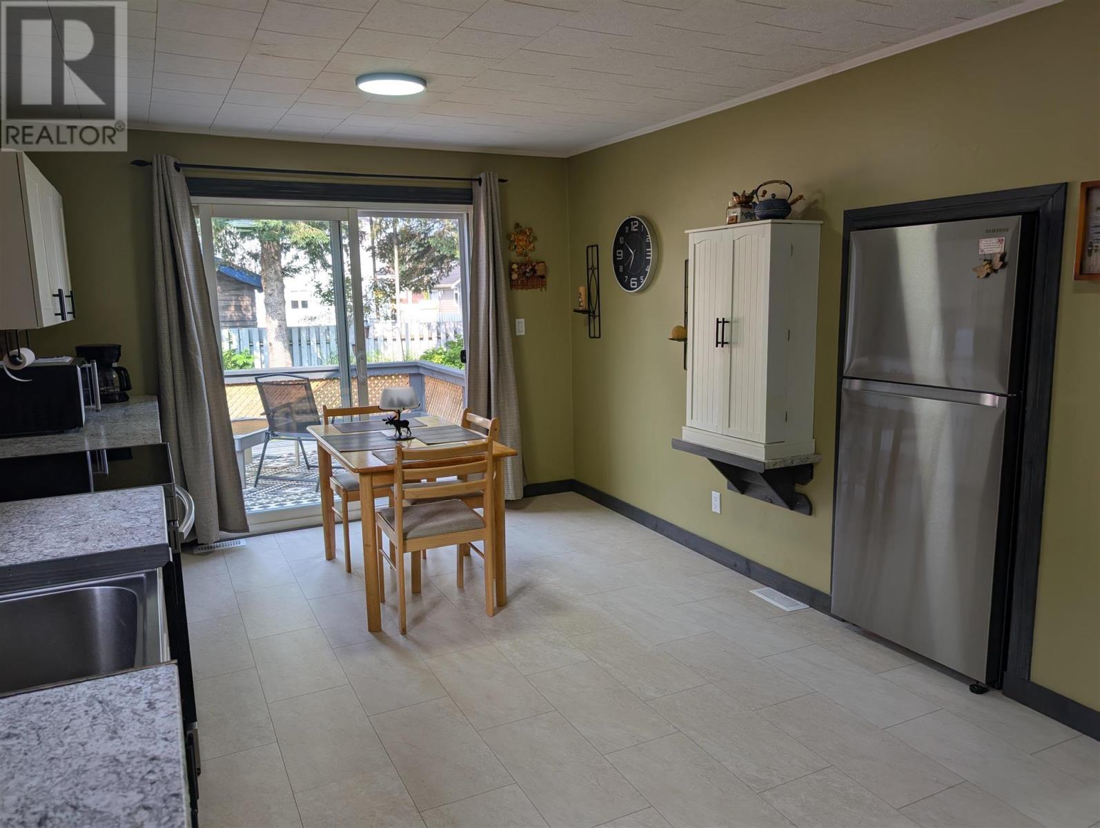 20 Second Ave, Wawa, ON - Indoor