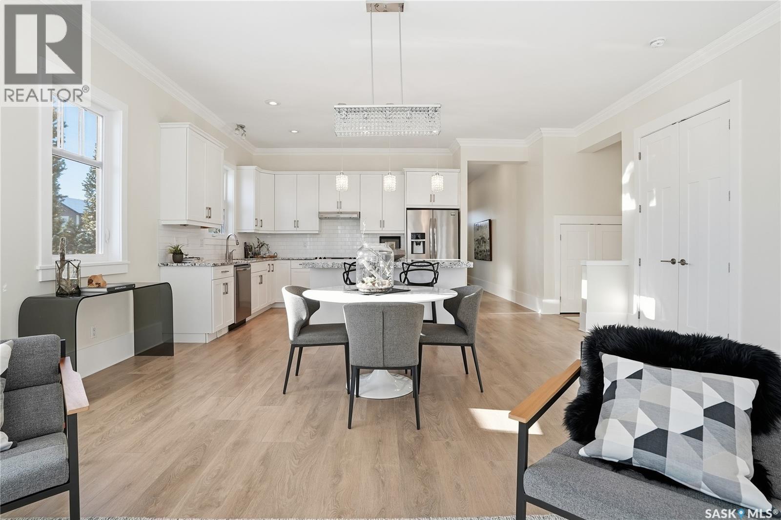 32 115 Meadows Boulevard, Saskatoon, SK - Indoor