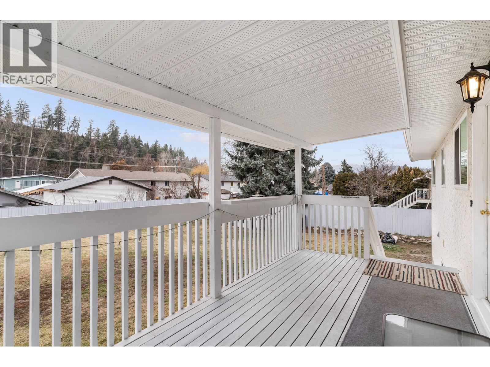 2641 Springfield Road, Kelowna, BC - Outdoor With Deck Patio Veranda With Exterior
