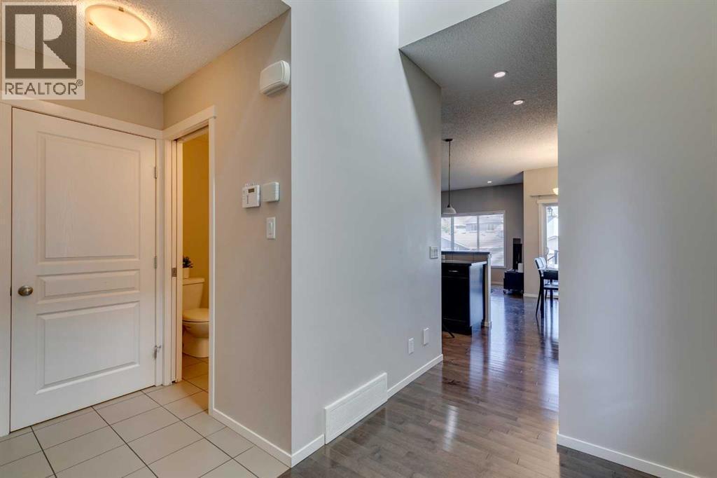 467 Mahogany Terrace Se, Calgary, AB - Indoor Photo Showing Other Room