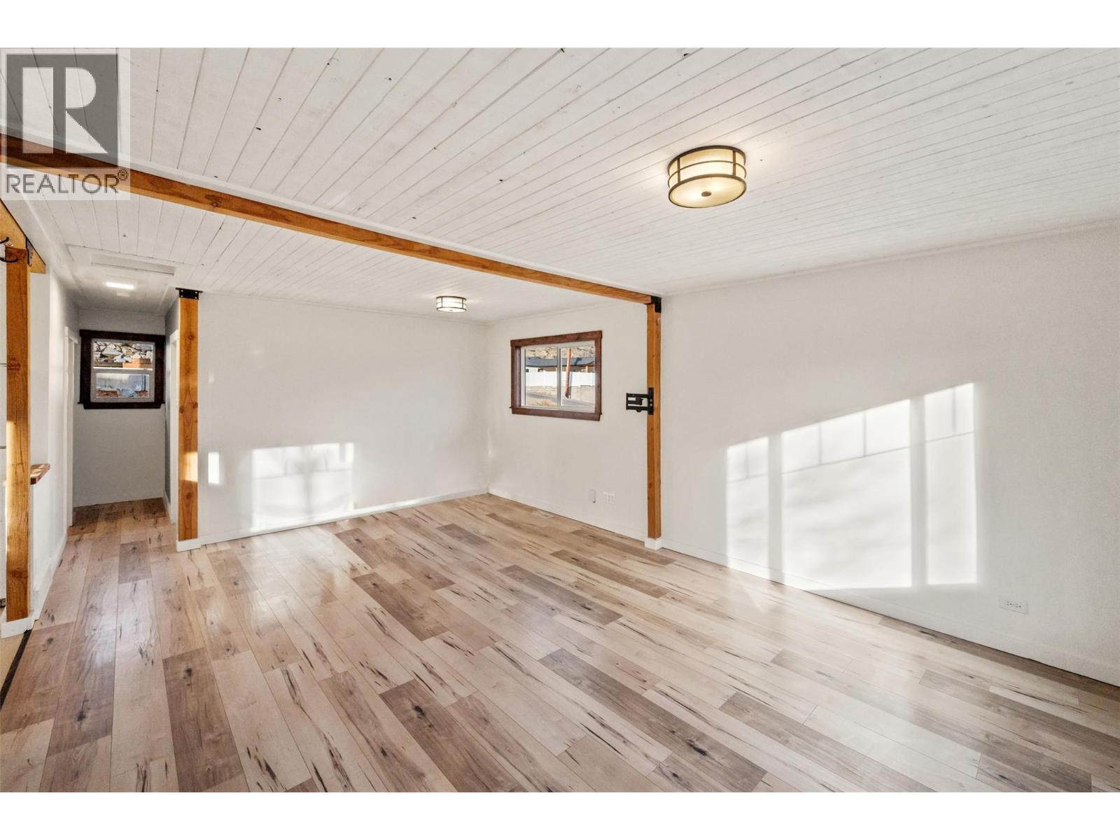 Dining room - 6470 Hollow Street, Oliver, BC - Indoor Photo Showing Other Room