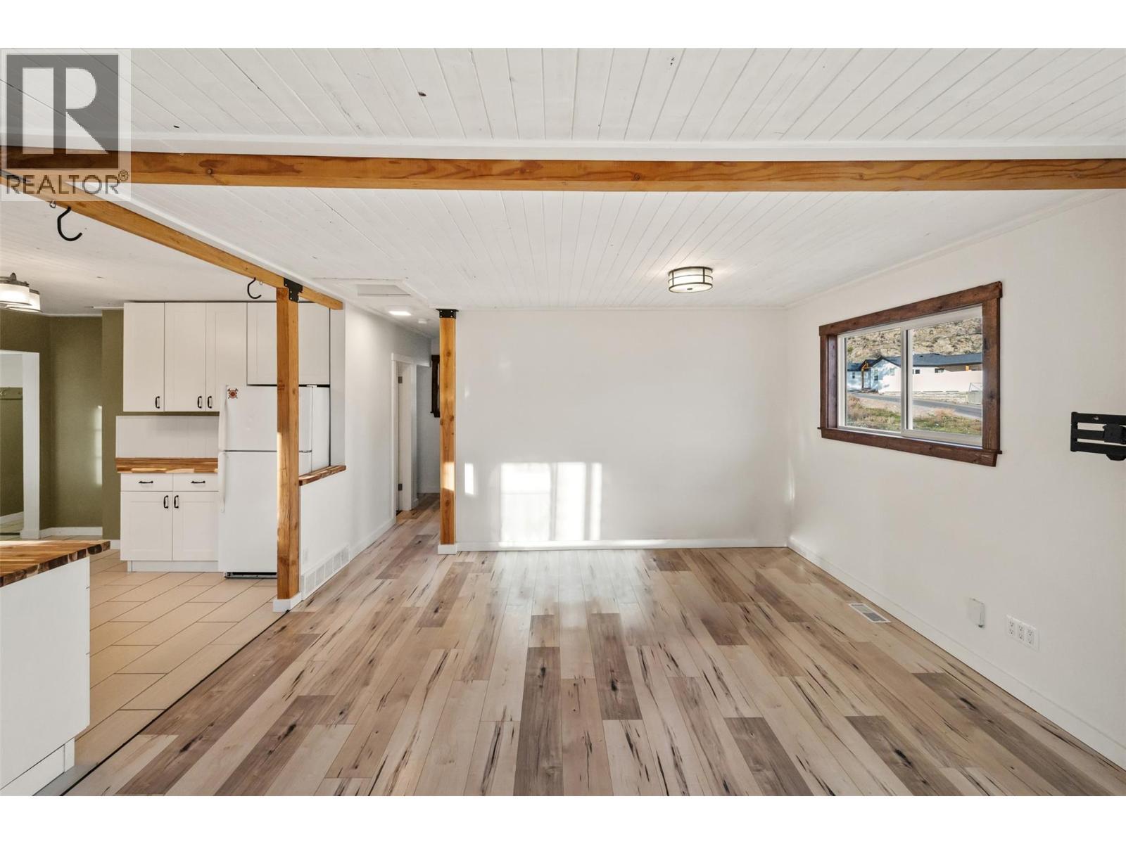 Dining room - 6470 Hollow Street, Oliver, BC - Indoor Photo Showing Other Room