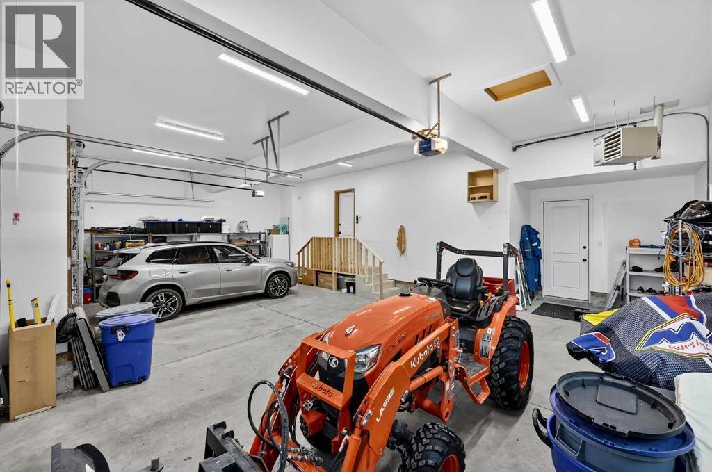 402017 23 Street W, Rural Foothills County, AB - Indoor Photo Showing Garage