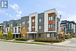 70 HUGUENOT ROAD Oakville, ON L6H 0X4