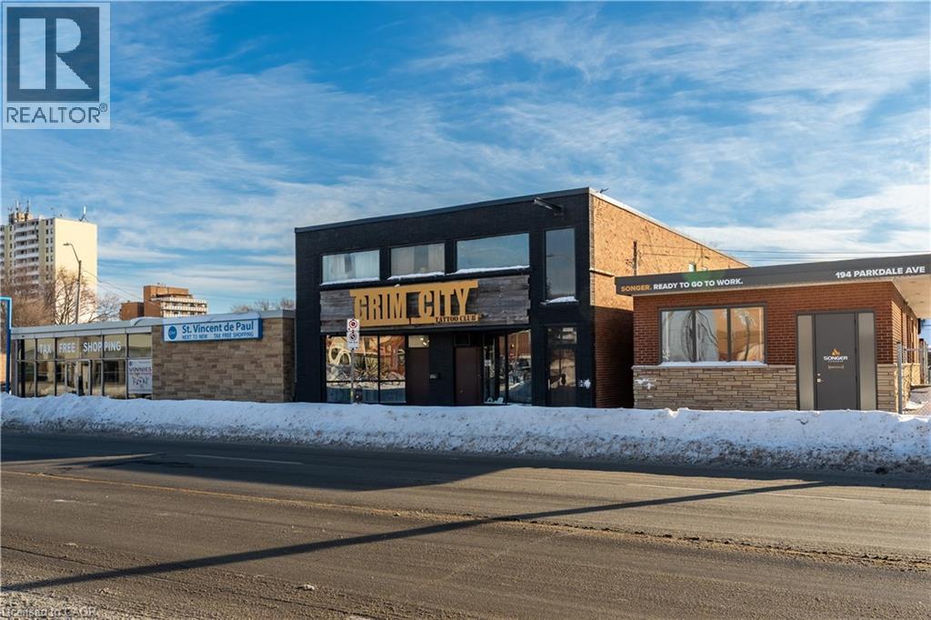 196 Parkdale Avenue, Hamilton, ON