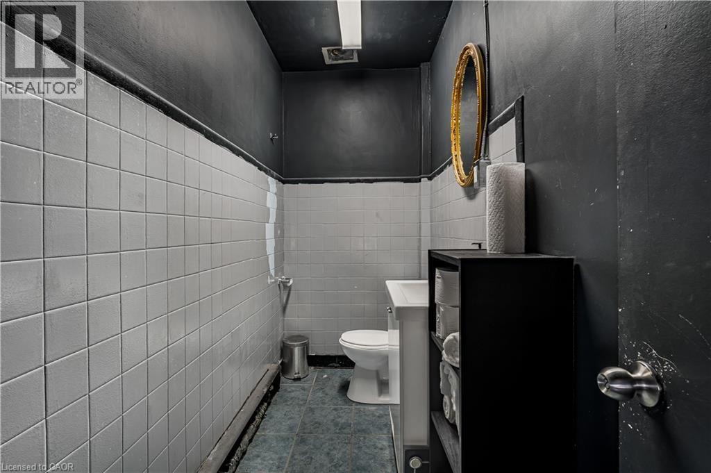 196 Parkdale Avenue, Hamilton, ON