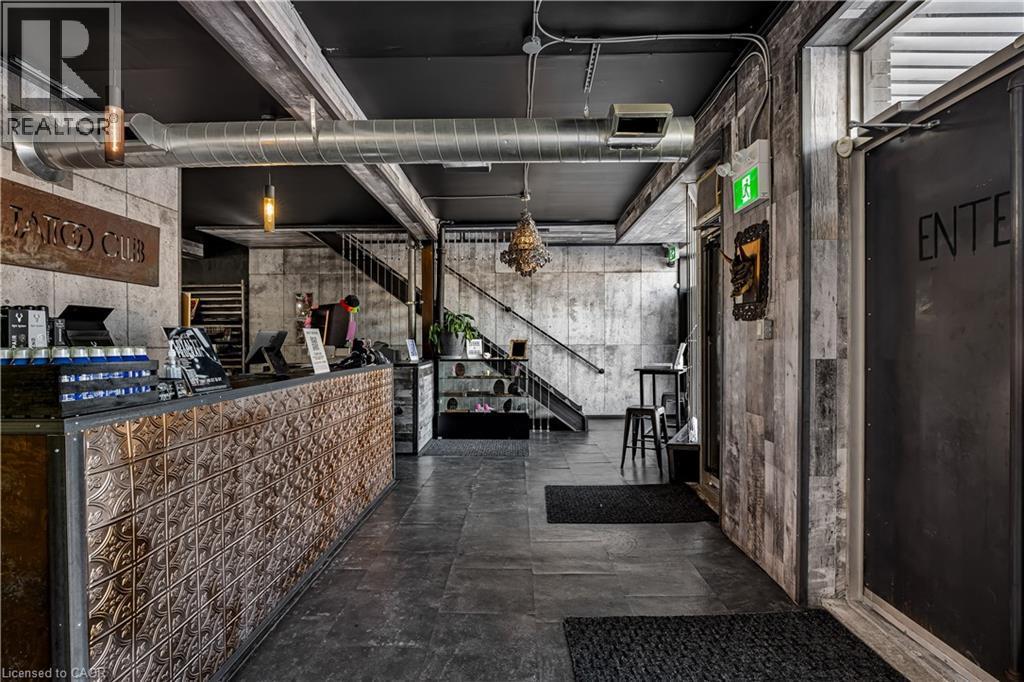 196 Parkdale Avenue, Hamilton, ON