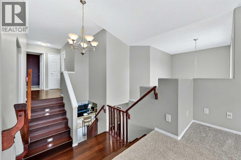 92 Panamount Green Nw, Calgary, AB - Indoor Photo Showing Other Room