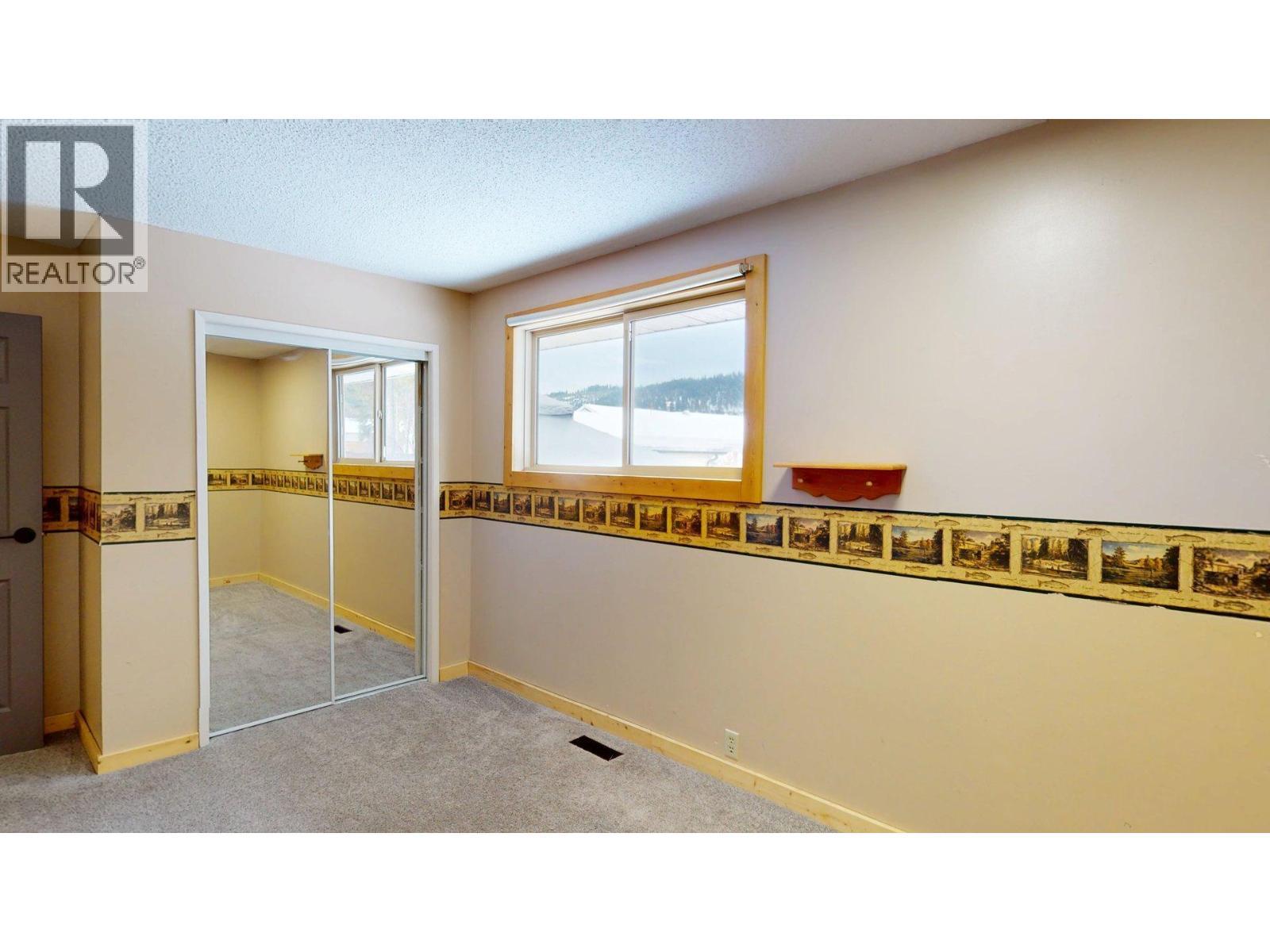 958 Galbraith Drive, Elkford, BC - Photo Showing Other Room