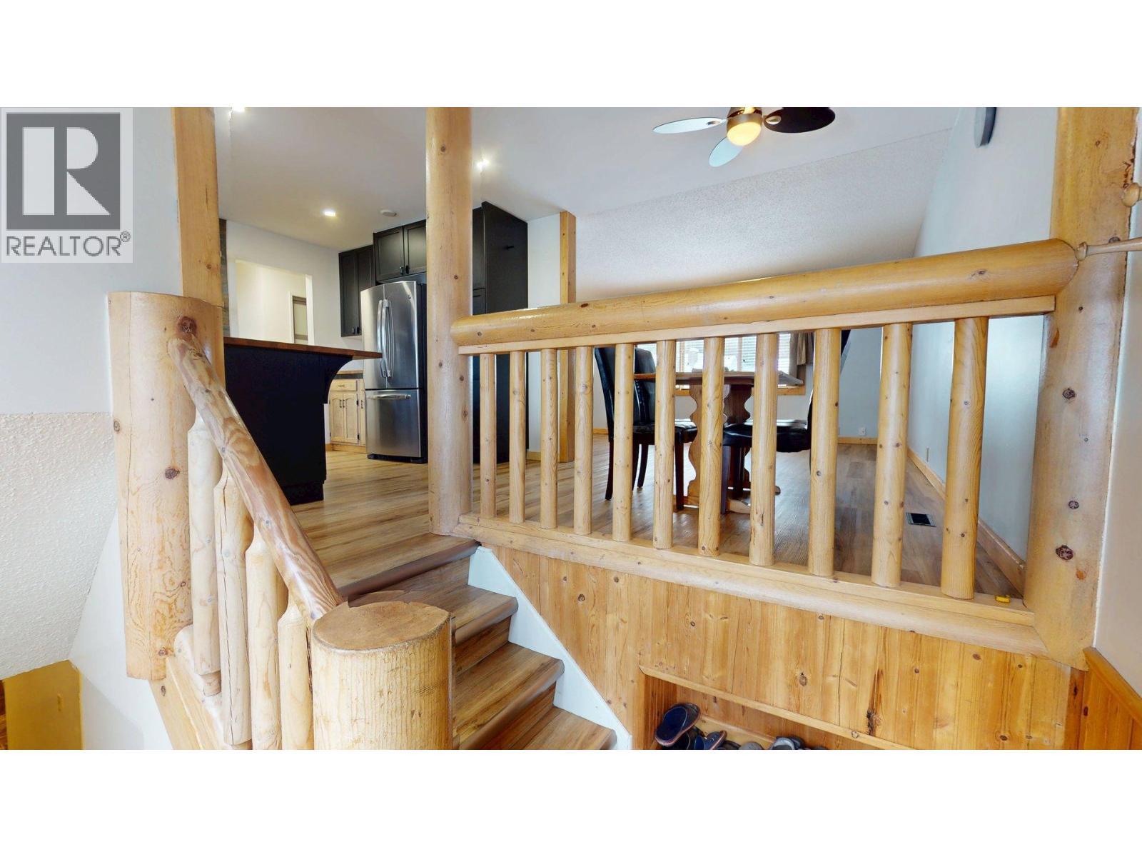 958 Galbraith Drive, Elkford, BC - Indoor Photo Showing Other Room