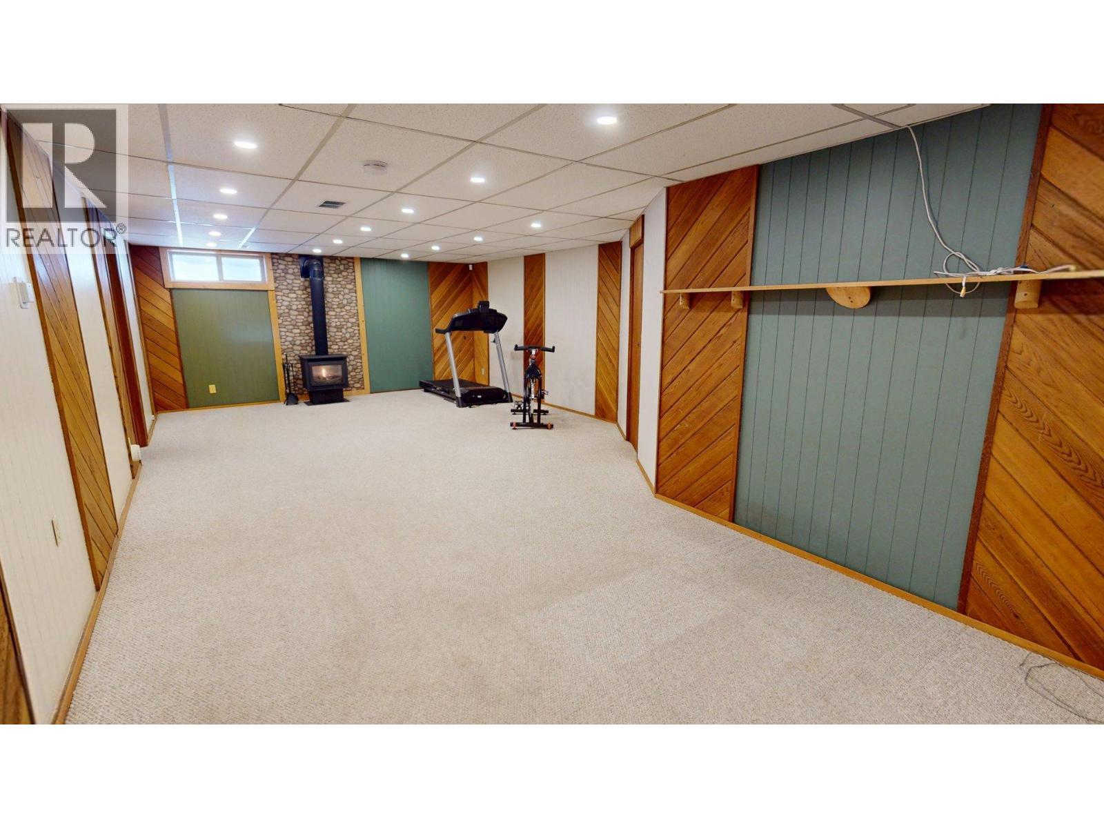 958 Galbraith Drive, Elkford, BC - Indoor