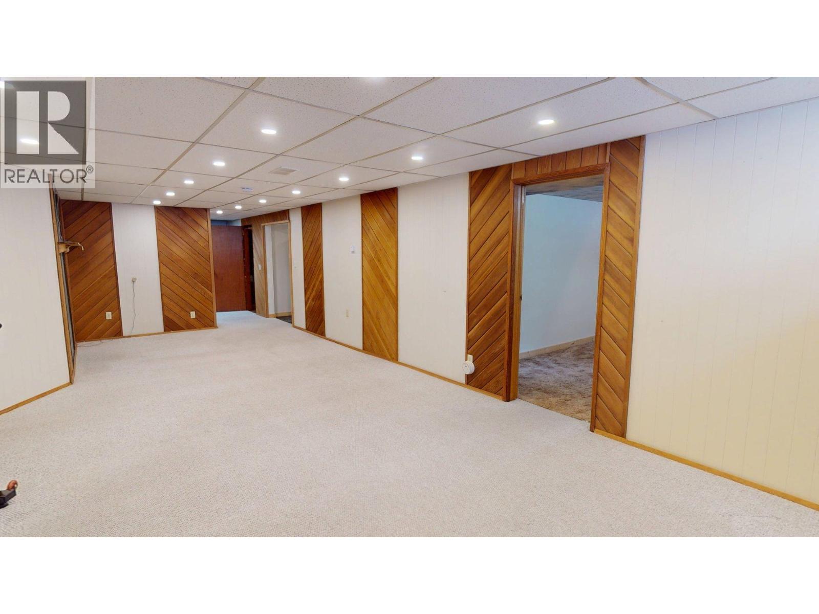 958 Galbraith Drive, Elkford, BC - Indoor