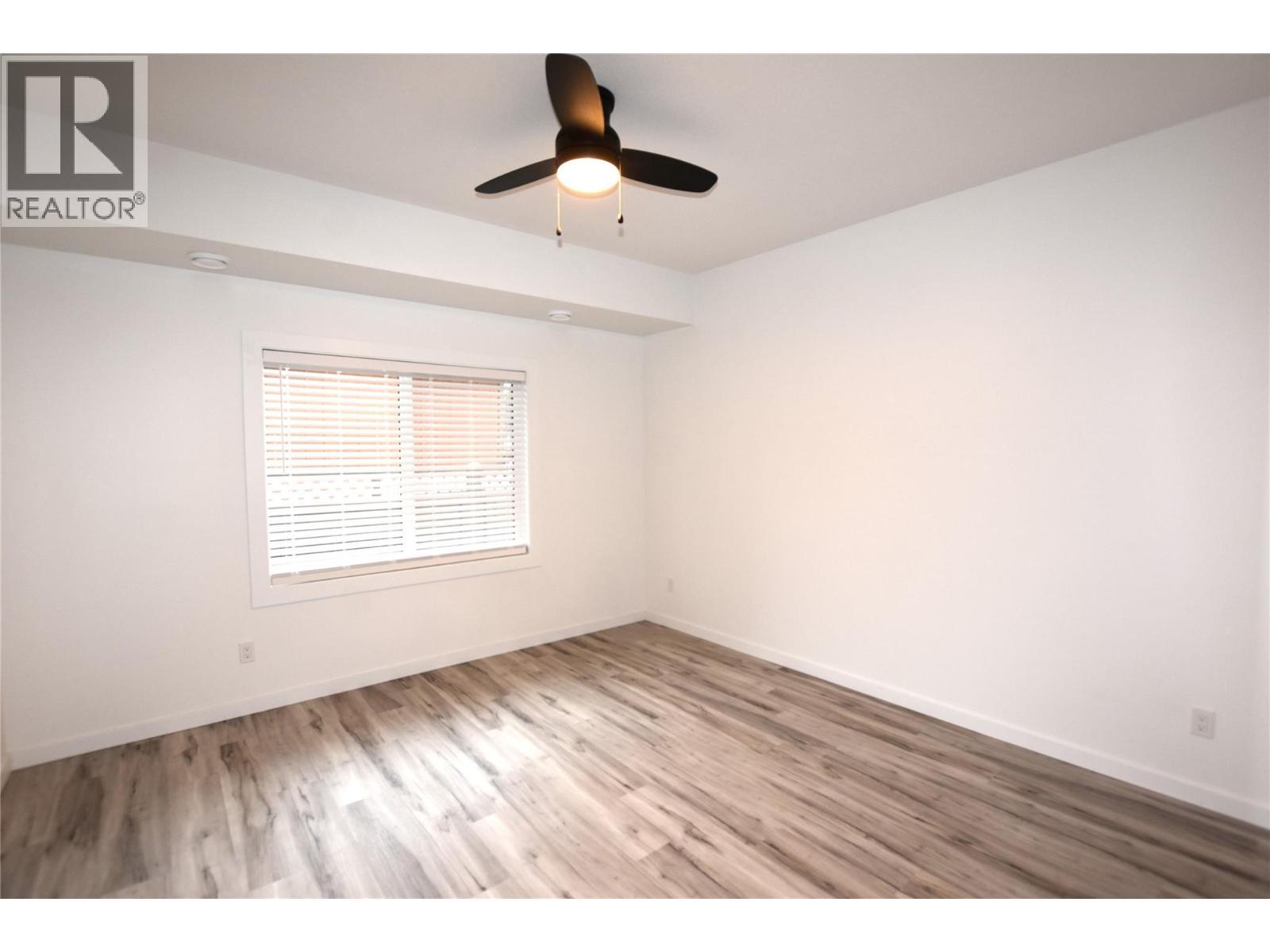 592 Nighthawk Avenue, Vernon, BC - Indoor Photo Showing Other Room