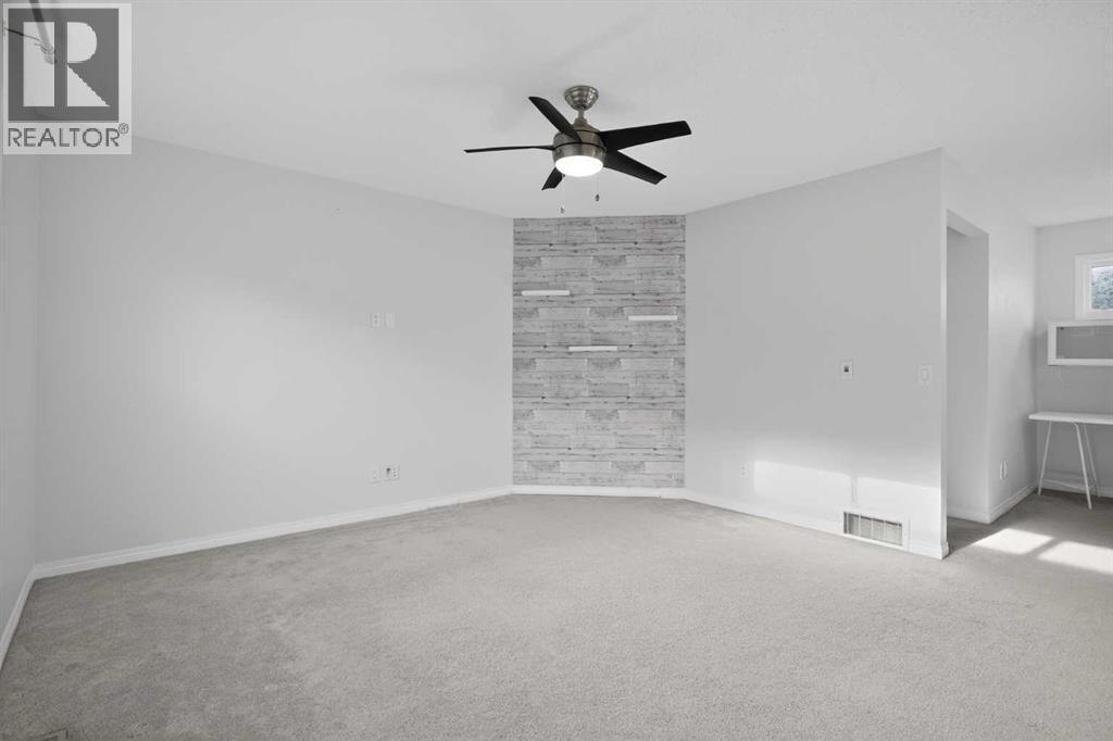 114 Walgrove Green Se, Calgary, AB - Indoor Photo Showing Other Room