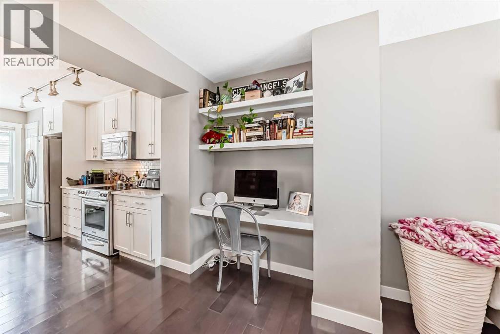 105 Mckenzie Towne Square Se, Calgary, AB - Indoor