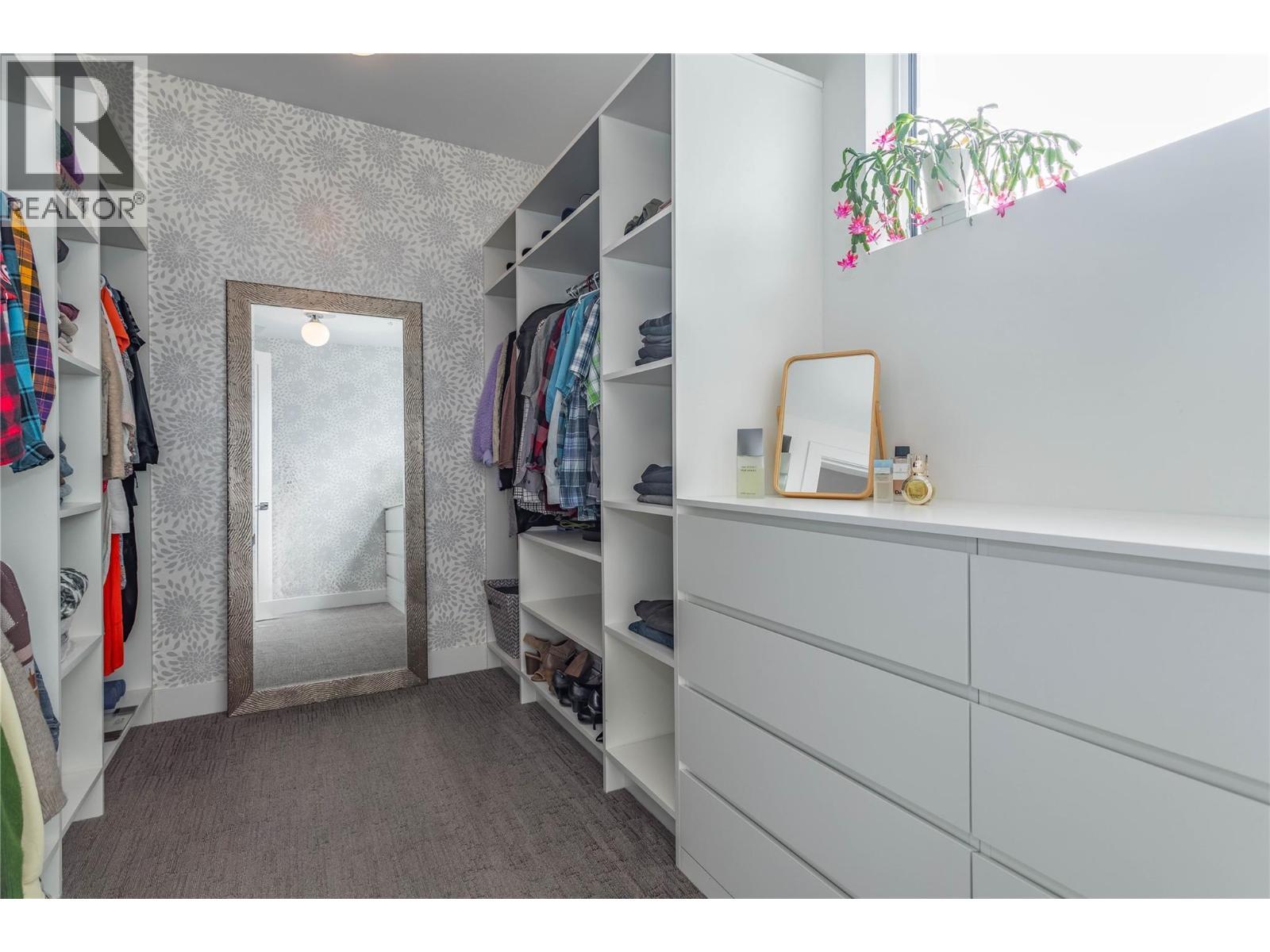 1648 Fawn Run Drive, Kelowna, BC - Indoor