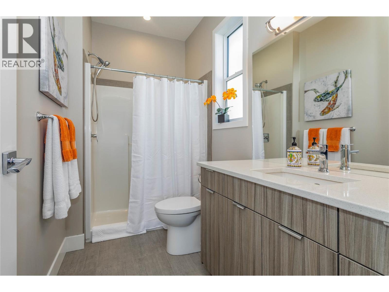 1648 Fawn Run Drive, Kelowna, BC - Indoor Photo Showing Bathroom