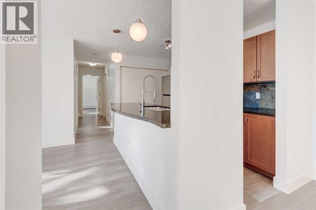 1, 101 Village Heights Sw, Calgary, AB - Indoor