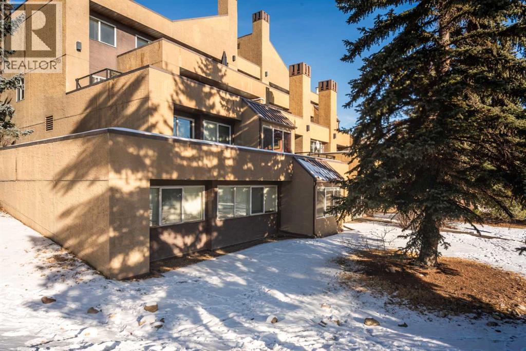 1, 101 Village Heights Sw, Calgary, AB - Outdoor