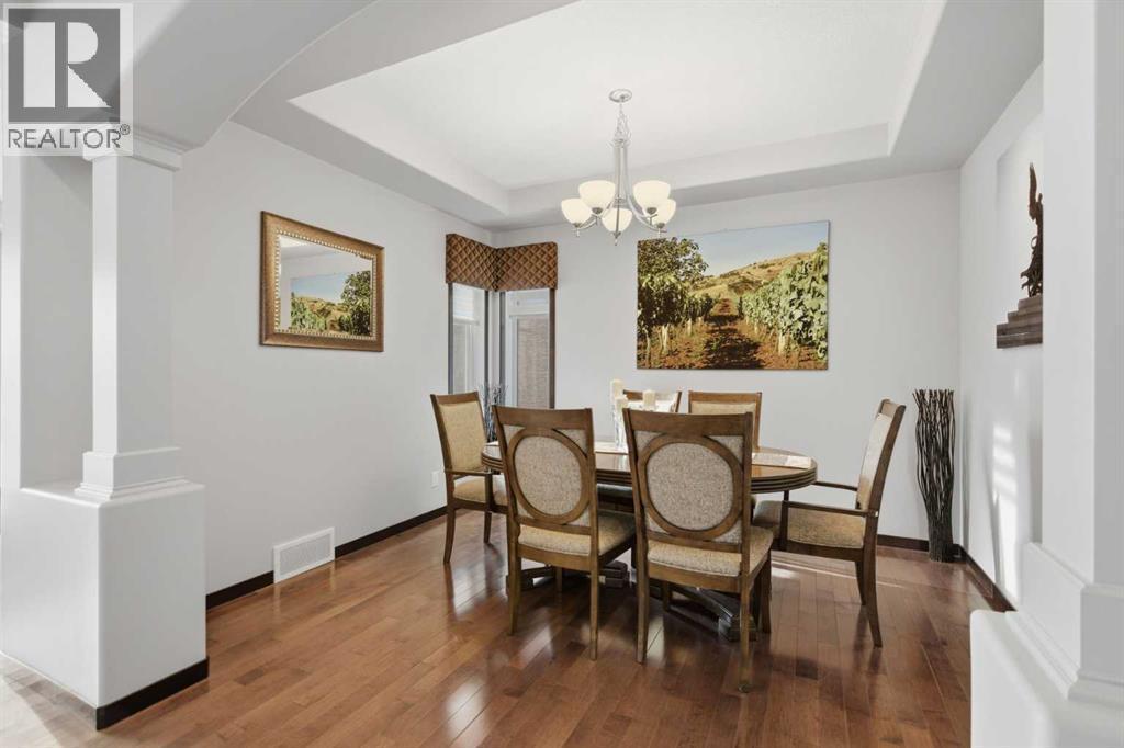 71 Panatella View Nw, Calgary, AB - Indoor Photo Showing Dining Room