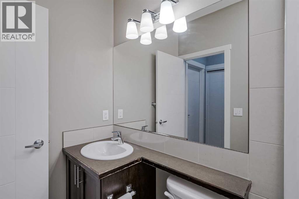 108 Redstone View Ne, Calgary, AB - Indoor Photo Showing Bathroom