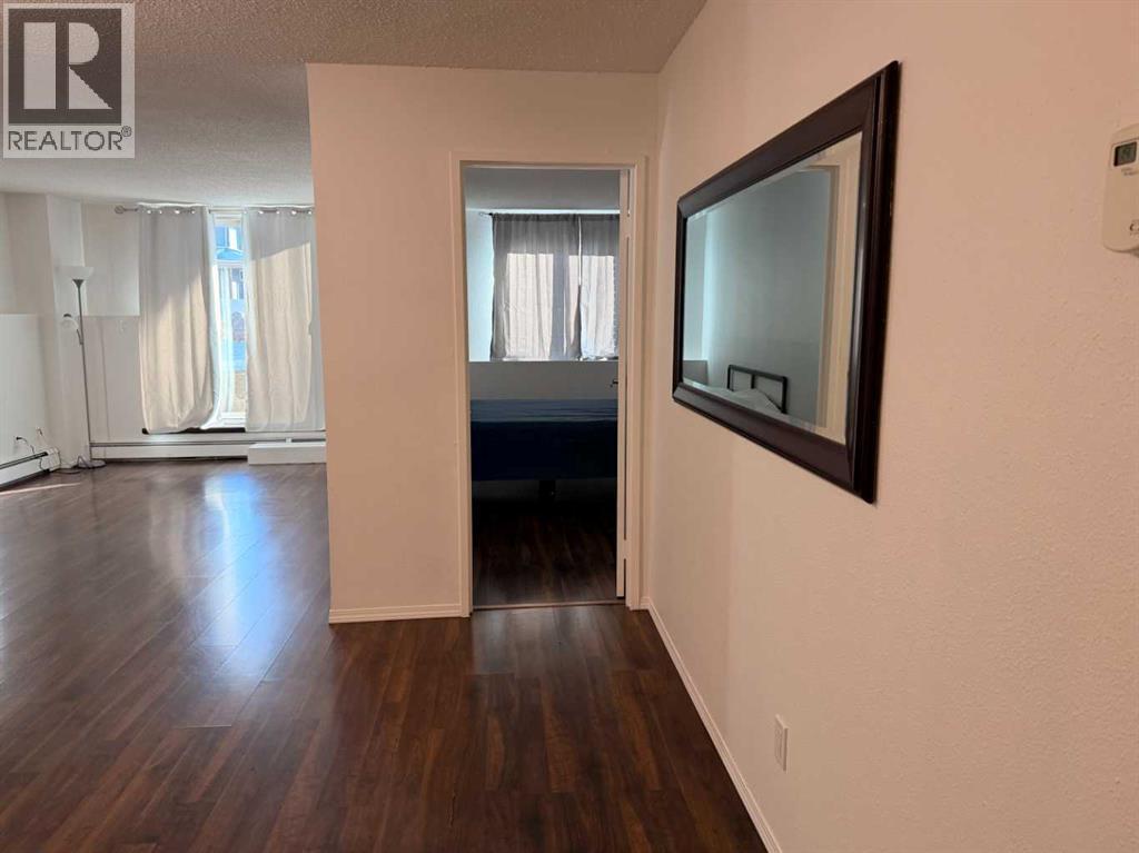 121, 1237 4 Avenue S, Lethbridge, AB - Indoor Photo Showing Other Room