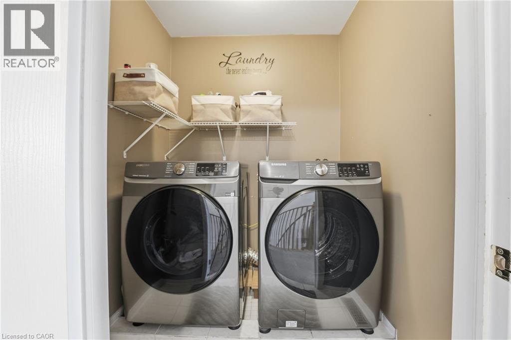 115 Benziger Lane, Halton, ON - Indoor Photo Showing Laundry Room