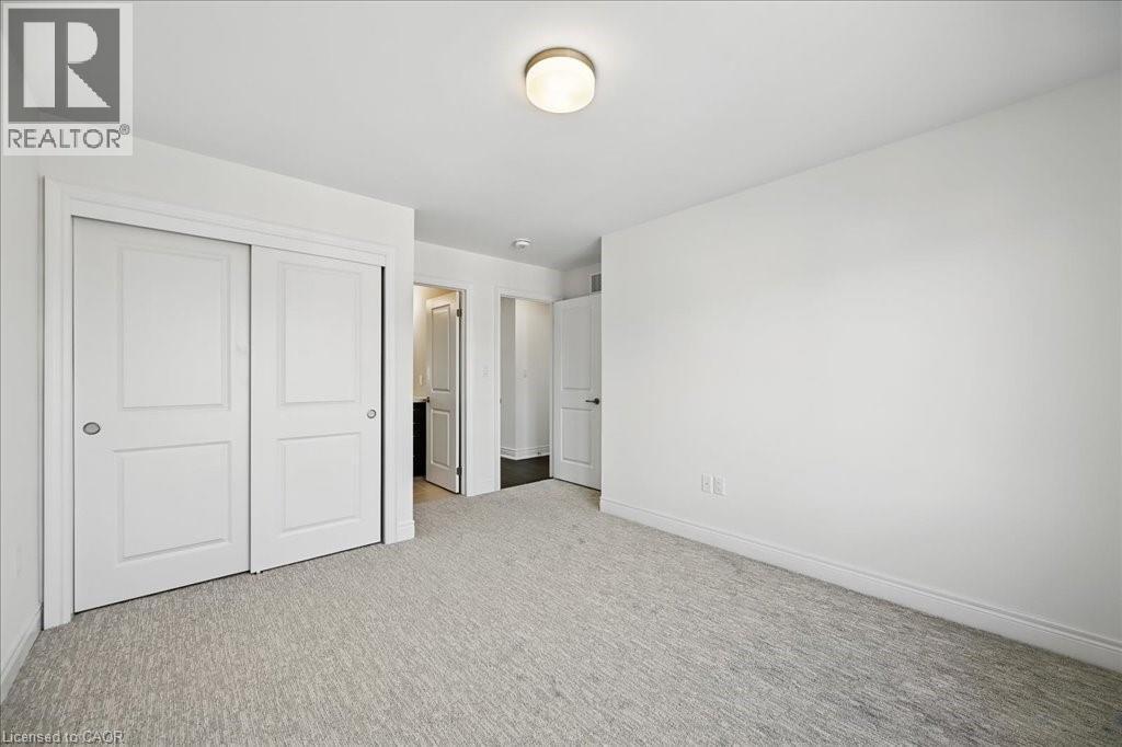 2184 Postmaster Drive Unit# 13, Oakville, ON - Indoor Photo Showing Other Room