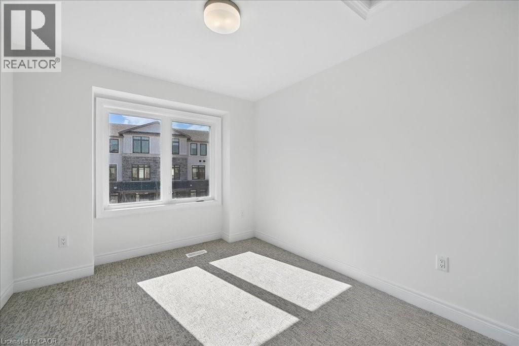 2184 Postmaster Drive Unit# 13, Oakville, ON - Indoor Photo Showing Other Room